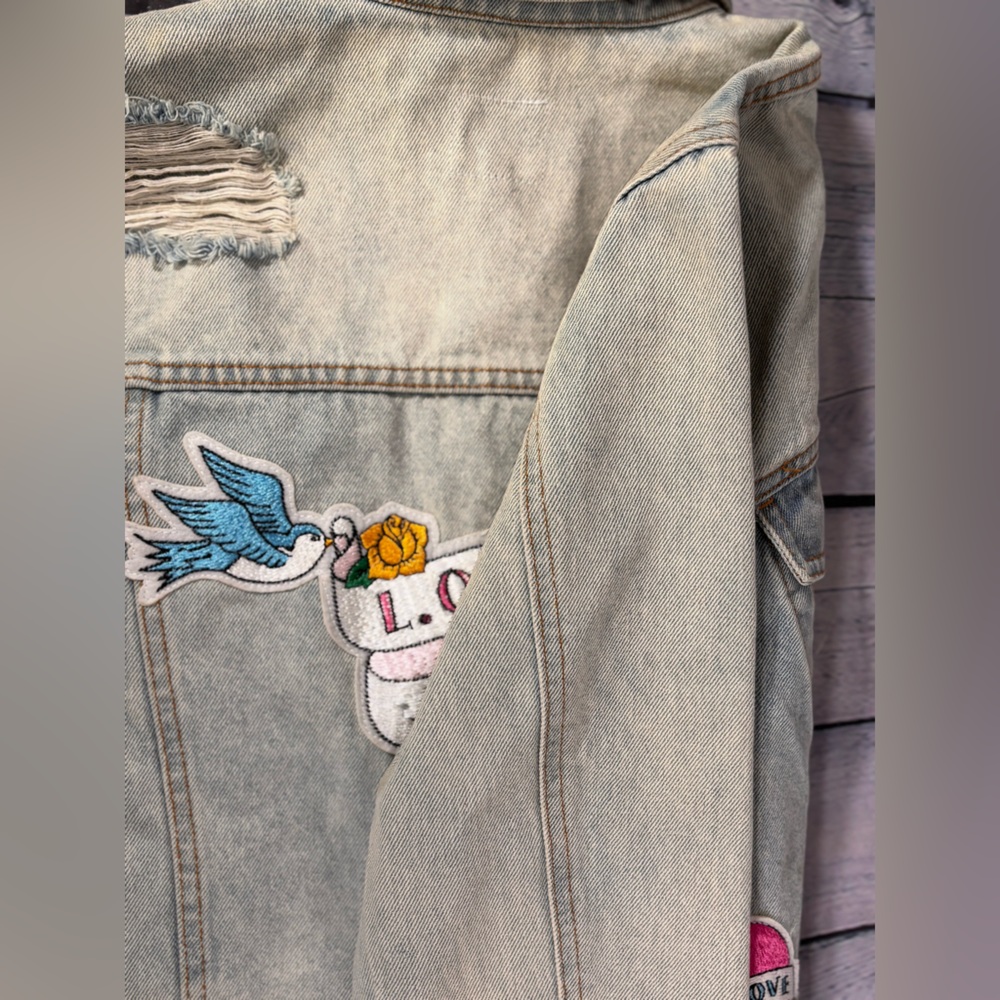 Juicy Couture Cabana Wash Tattoo Patch Distressed Cropped Urban Denim Jacket S - Picture 9 of 14